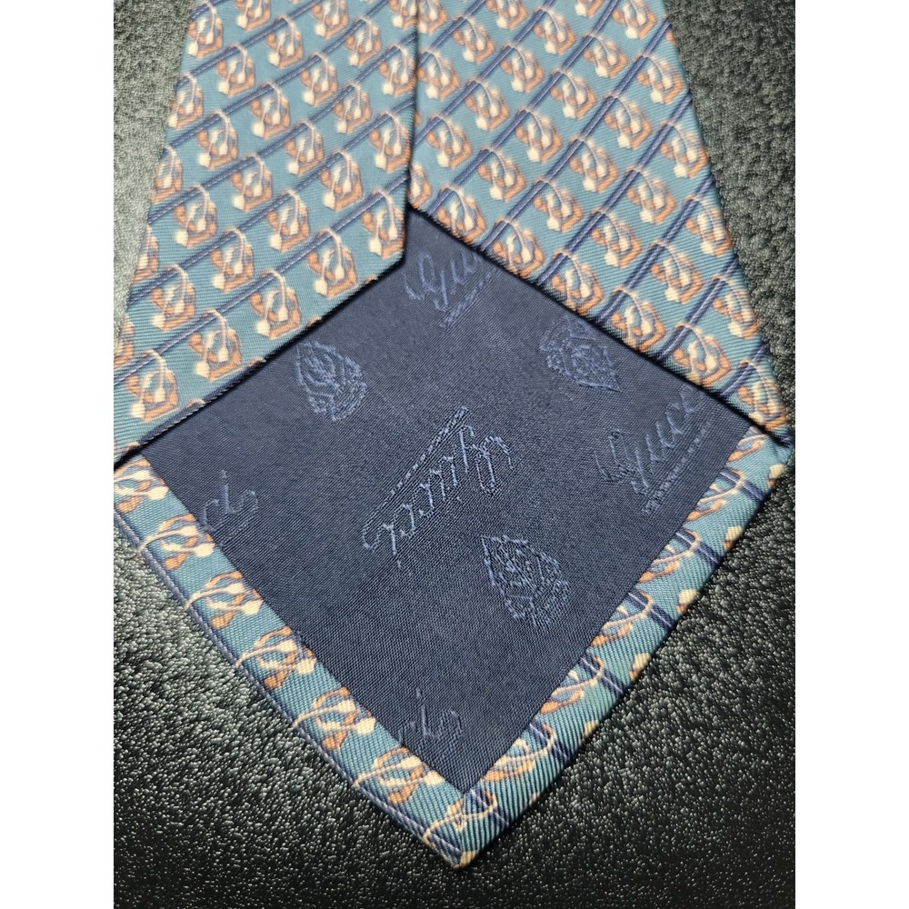 Gucci Men's Necktie Blue Geometric Stirrup 100% Silk 3.5" x 58" Excellent - Picture 5 of 9
